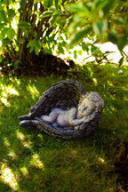 Engelfigur Flügel dunkelgrau
