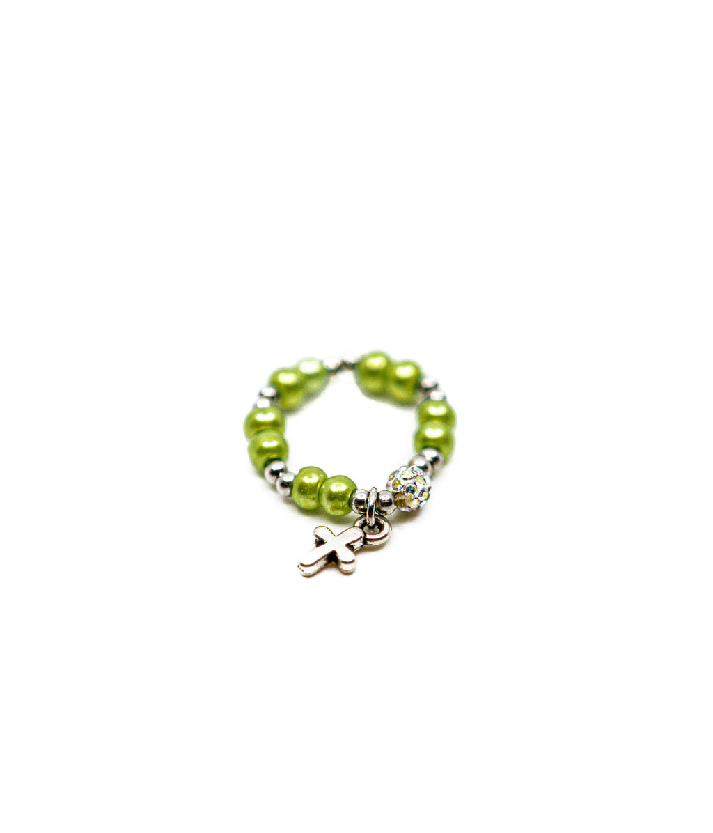 Ring mit farbigen Kügelchen