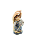 Figur Schützende Hand bemalt